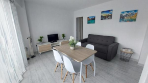 Apartamento con piscina. Playa Gandia